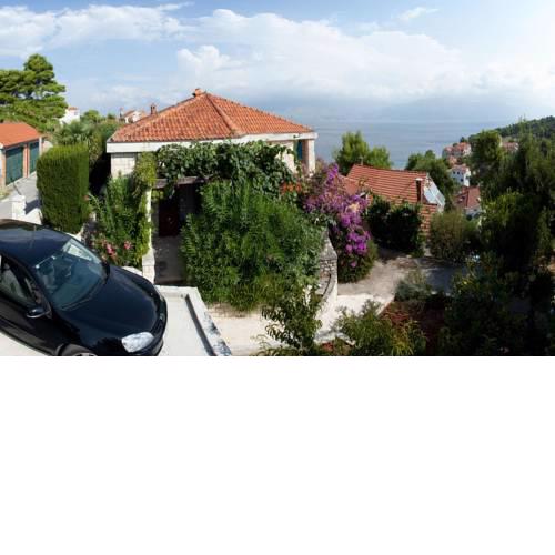 Apartments by the sea Postira, Brac - 15053