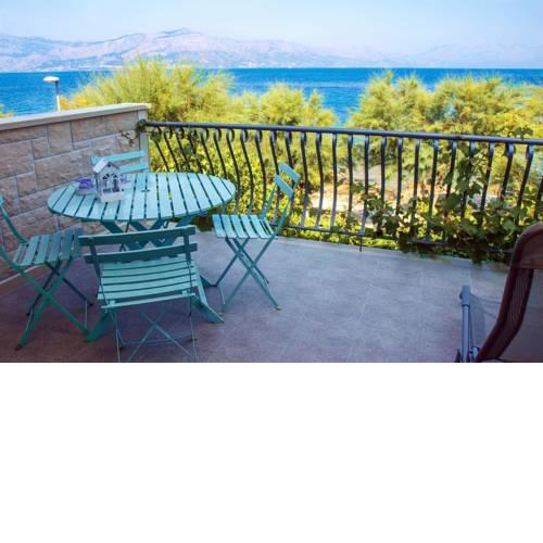 Apartments by the sea Postira, Brac - 2888