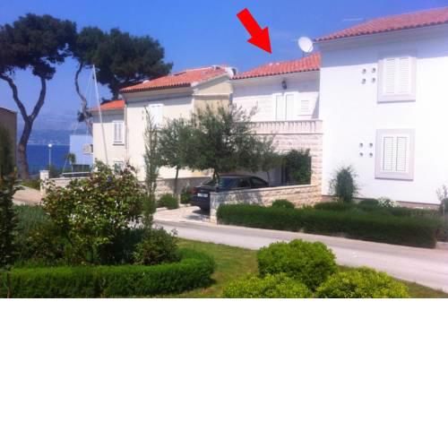 Apartments by the sea Postira, Brac - 2928