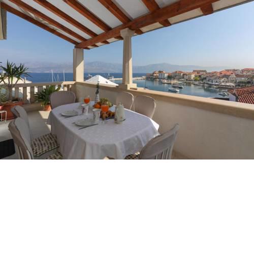 Apartments by the sea Postira, Brac - 6053