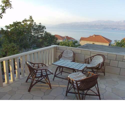 Apartments by the sea Postira, Brac - 740
