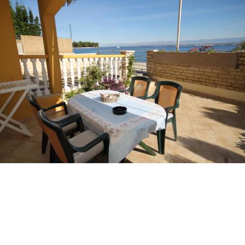 Apartments by the sea Preko, Ugljan - 8384