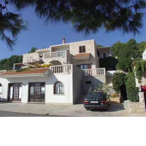 Apartments by the sea Puntinak, Brac - 766
