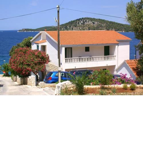 Apartments by the sea Razanj, Rogoznica - 4253