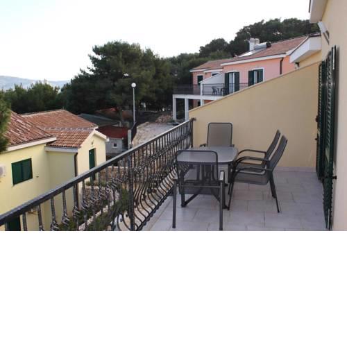 Apartments by the sea Rogoznica - 3262