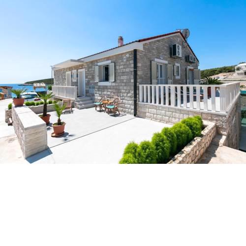 Apartments by the sea Rukavac, Vis - 15352