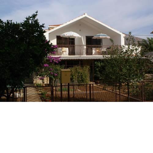 Apartments by the sea Seget Vranjica, Trogir - 1036