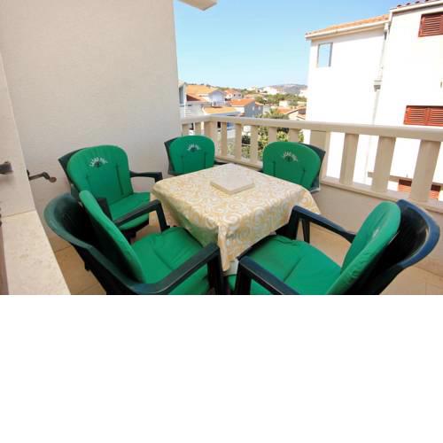 Apartments by the sea Sevid, Trogir - 9468
