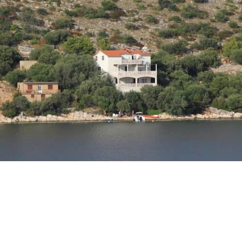 Apartments by the sea Skrivena Luka, Lastovo - 8352