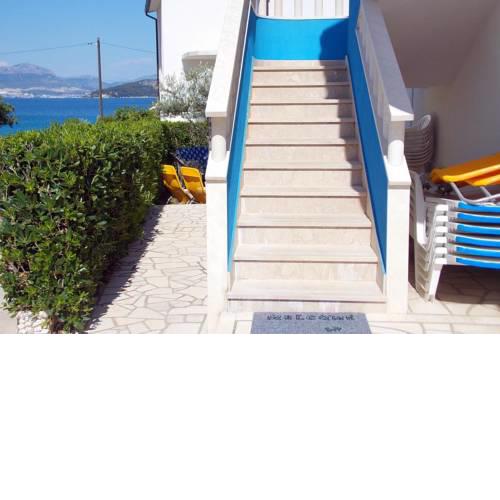 Apartments by the sea Slatine, Ciovo - 1098