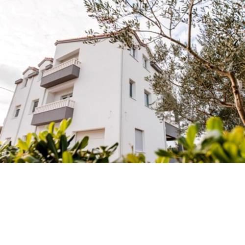 Apartments by the sea Slatine, Ciovo - 14596
