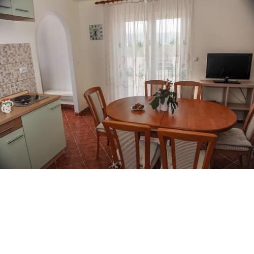 Apartments by the sea Slatine, Ciovo - 15504
