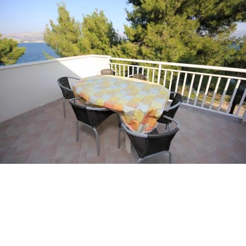 Apartments by the sea Slatine, Ciovo - 7274