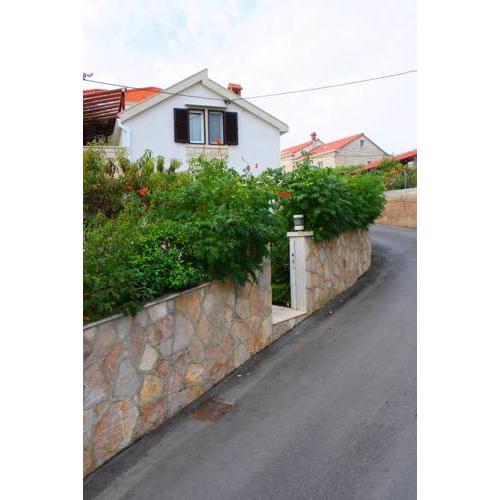 Apartments by the sea Sumartin, Brac - 14703
