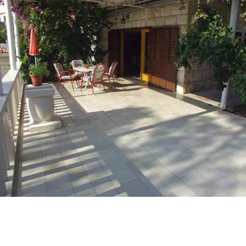 Apartments by the sea Sumartin, Brac - 758