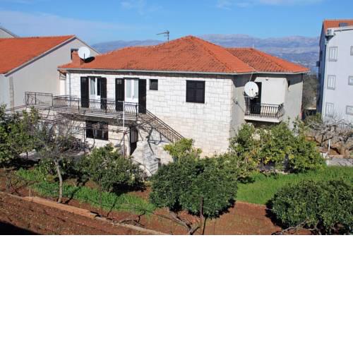 Apartments by the sea Supetar, Brac - 6040