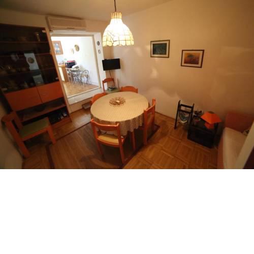 Apartments by the sea Sutivan, Brac - 11010