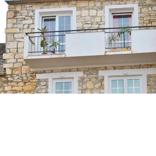 Apartments by the sea Sutivan, Brac - 16236