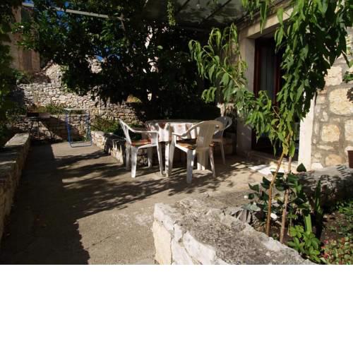 Apartments by the sea Sutivan, Brac - 719
