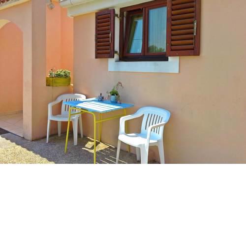 Apartments by the sea Sutomiscica, Ugljan - 912
