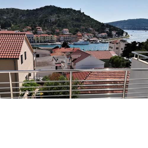 Apartments by the sea Tisno, Murter - 4295