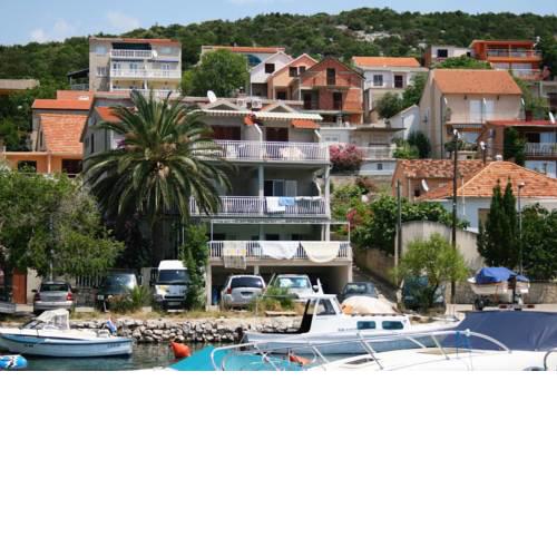 Apartments by the sea Tisno, Murter - 5140