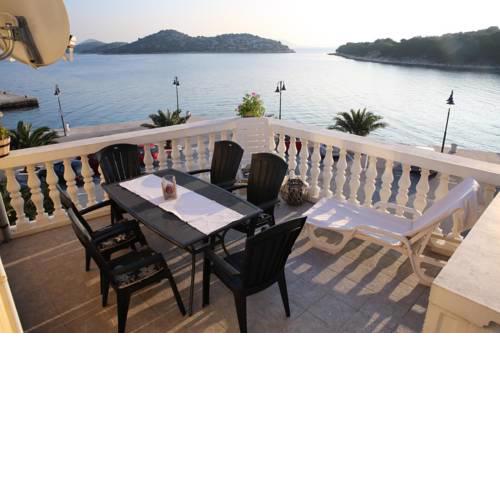 Apartments by the sea Tribunj, Vodice - 4174