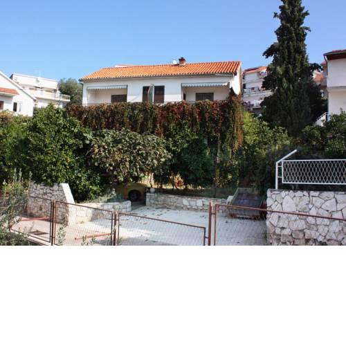 Apartments by the sea Trogir - 5227