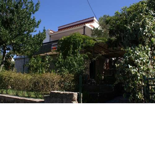 Apartments by the sea Vinisce, Trogir - 1166