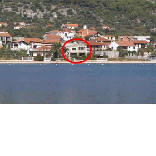 Apartments by the sea Vinisce, Trogir - 4288