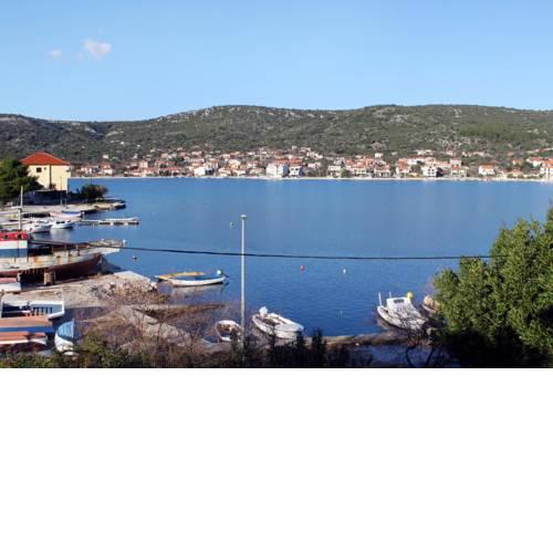 Apartments by the sea Vinisce, Trogir - 5982