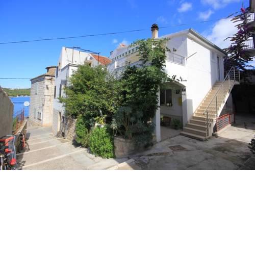 Apartments by the sea Vis - 2459
