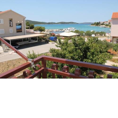Apartments by the sea Zaboric, Sibenik - 2190