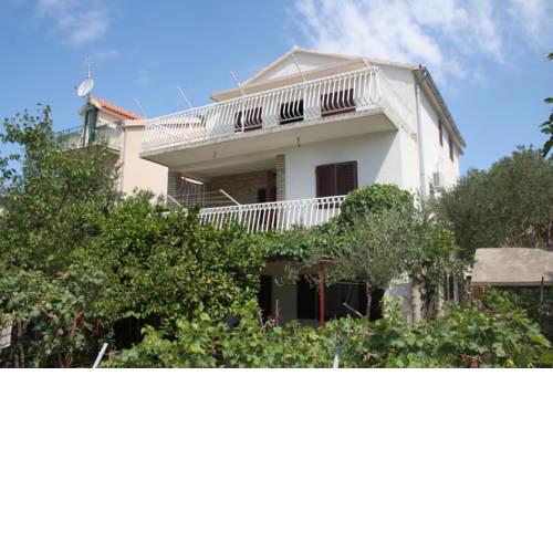 Apartments by the sea Zaboric, Sibenik - 4257