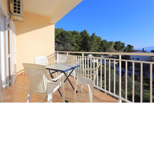 Apartments by the sea Zaostrog, Makarska - 18029