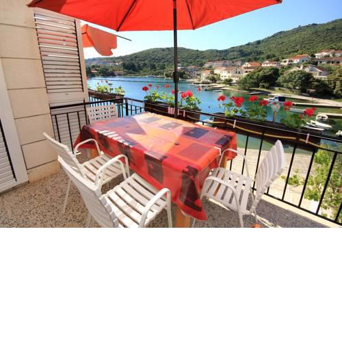 Apartments by the sea Zrnovska Banja, Korcula - 10050