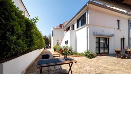 Apartments C52