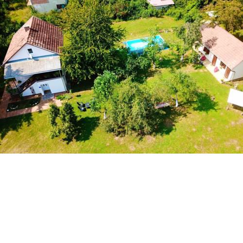 Apartments Čelopek