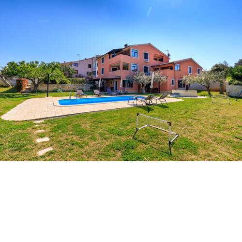 Apartments Cetina