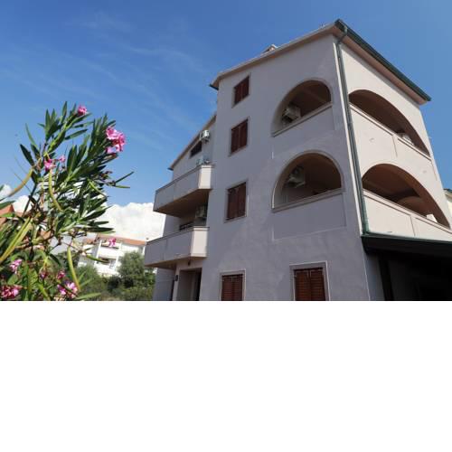 Apartments Dario