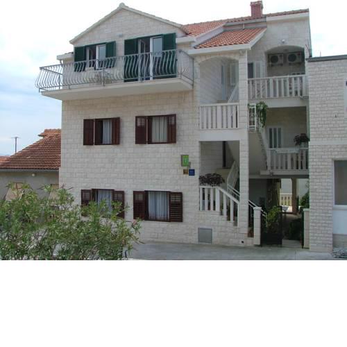 Apartments Darka