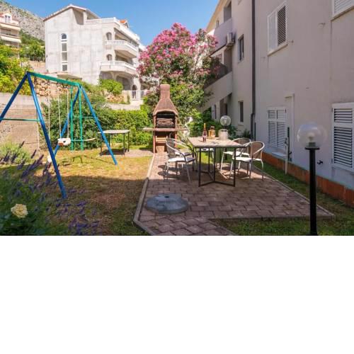 Apartments Divna