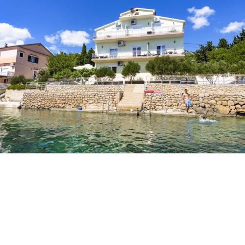 Apartments Domagoj