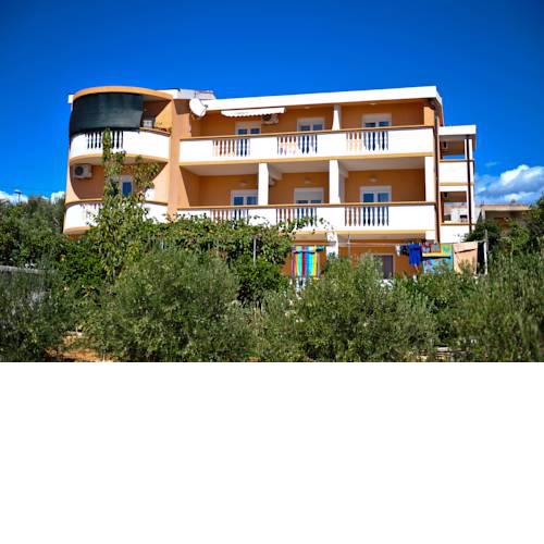 Apartments Dorica