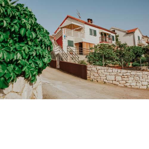 Apartments Doulos