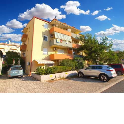 Apartments Dragan 1467