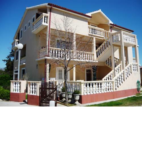 Apartments Dragica