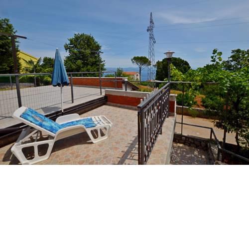 Apartments Elza