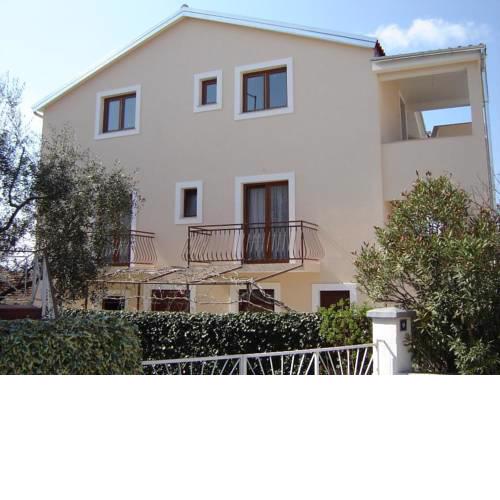 Apartments Ena