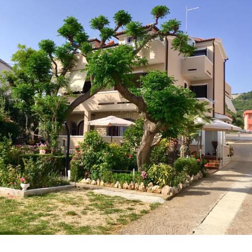 Apartments Fabijanić